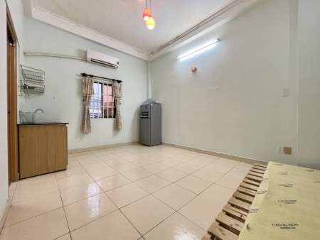 Studio Không Giới Hạn Người Ở Ngay ĐH Bách Khoa