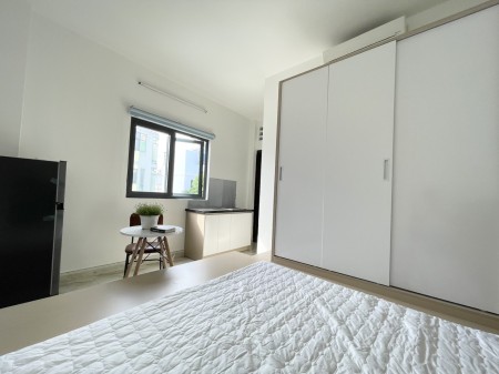 Cho thuê Studio cửa sổ đầy đủ nội thất quận 1 ngay cầu Hoàng Hoa Thám, gần chợ, công viên