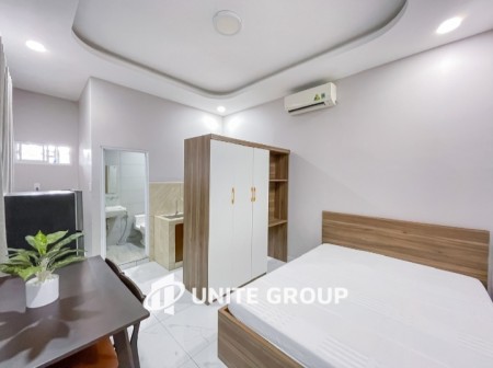 Căn hộ studio có cửa sổ lớn đón nắng, đón gió gần đại học UFM và KCX