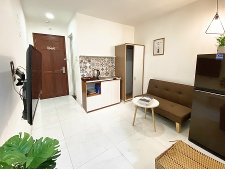 Cho chuê căn hộ 1pn 30m2 có bancong mát mẻ ngay tại Lê Thị Riêng, P.Bến Thành, Quận 1 gần Bùi Viện