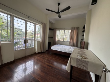 Chung cư 590 CMT8, p11, Quận 3: 55m2, 1p ngủ, ban công, Nt, 8tr