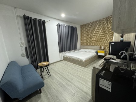 Cho thuê căn hộ siêu xinh có cửa sổ to và bancong rộng rãi ngay tại Hai Bà Trứng Quận 3