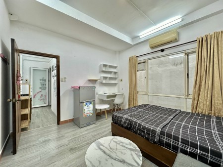 Cho thuê căn hộ 1-PN Full nội thất Balcon lớn Trần Quang Khải Quận 1 gần chợ Tân Định