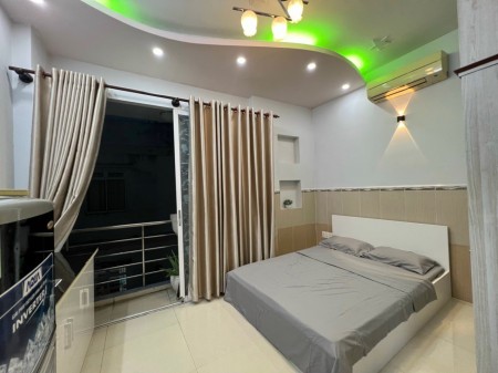 Cho thuê phòng studio có bancong đón gió mát rười rượi ở Trần Quang Khải, Quận 1