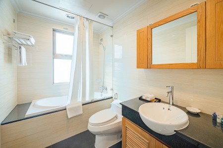 Cho thuê căn hộ dịch vụ 1 phòng ngủ (37m2) - Tòa nhà Mayfair Suites - 102ABC Cống Quỳnh, Quận 1