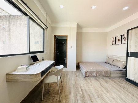 Cho thuê căn hộ STUDIO  cửa sổ thoáng ngay kế sân bay