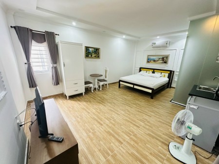 Căn hộ cho thuê pham ngọc thạch gần công viên lê văn tám