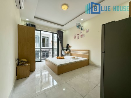 CHO THUÊ STUDIO BAN CÔNG FULL NỘI THẤT NGAY CẦU VƯỢT HOÀNG HOA THÁM.