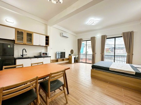 Căn hộ 1PN ban công Trần Hưng Đạo Quận 1