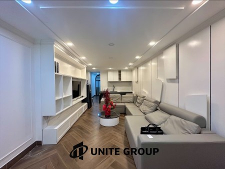 Căn hộ full nội thất cao cấp ban công, máy giặt riêng ngay khu ẩm thực Phan Xích Long quận Phú Nhuận