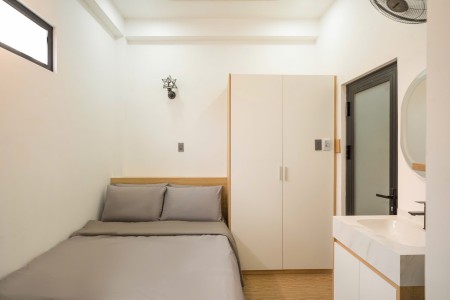 Cho thuê căn hộ studio đầy đủ nội thấy có Tivi gần Vạn Hạnh Mall Quận 10