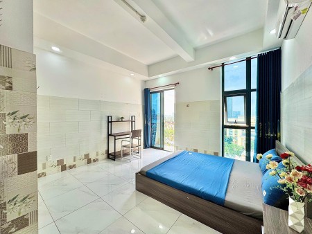 Căn Hộ Đang Trống Giá Rẻ tại CMT8 - FULL Nội Thất