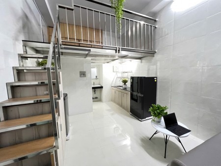 Cho thuê phòng duplex siêu tối ưu diện tích gần đại học UEH - Huflix - Vạn Hạnh Mall Quận 10