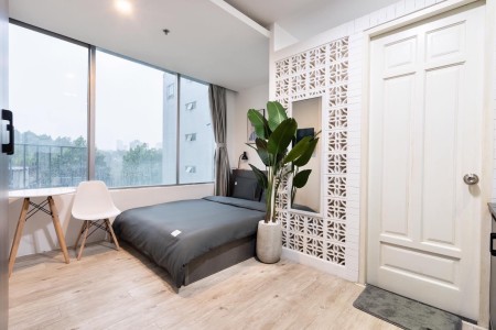 Cho thuê phòng Studio cửa sổ to cạnh giường siêu chill tại Quận 1 gần đại học Văn Lang CS1