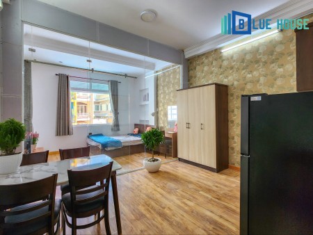 Cho Thuê Căn Hộ Tách Bếp, Máy Giặt Riêng Đường 3/2 Quận 10 Gần Vạn Hạnh Mall