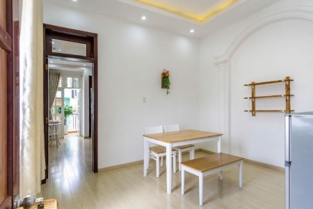 Cho Thuê Căn Hộ 1PN tách đầy đủ tiện nghi ở trung tâm Quận 1 gần Công Viên Lê Văn Tám, Thảo Cầm Viên