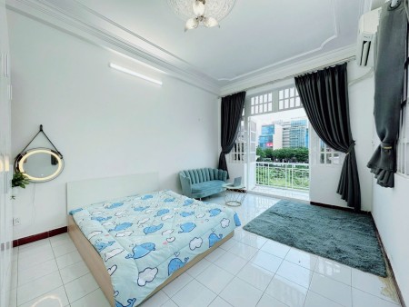 English below
Cho thuê căn hộ full nội thất , ban công lớn thoáng mát Bạch Đằng, Bình Thạnh