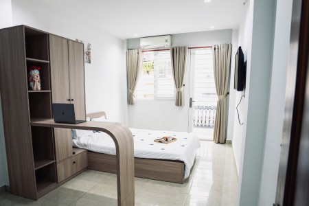 CĂN HỘ CHO THUÊ QUẬN 1, GẦN CHỢ TÂN ĐỊNH, CÓ THANG MÁY, ĐẦY ĐỦ NỘI THẤT