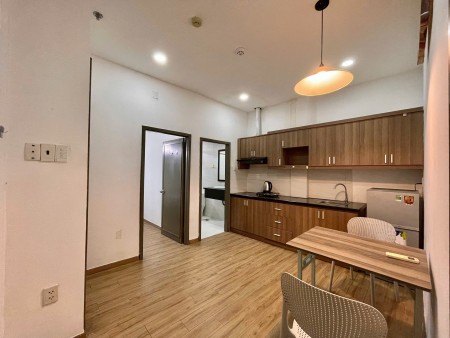 Cho thuê căn hộ 2PN tại Tân Định Quận 1 gần Công trường quốc tế đầy đủ tiện nghi có bảo vệ 24/24