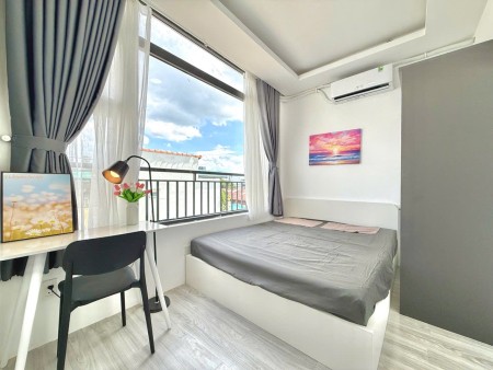 1PN ban công cửa sổ ban công siêu thoáng view đẹp Full nội thất gần Lotte Q7