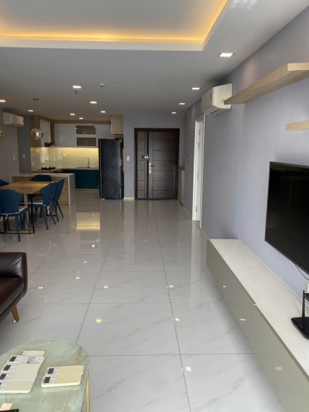 Cho thuê căn hộ Scenic Valley – 151m², 3 PN , 1 phòng khách, 2 phòng vệ sinh.