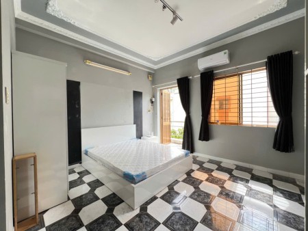 Căn hộ cho thuê Full NT ban công, xa bếp gần Vạn Hạnh Mall, Huflit, UEH Nguyễn Tri Phương Q10