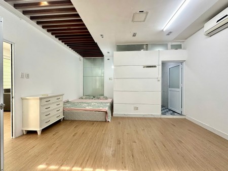 Ảnh 3 -  Cho thuê căn hộ 1 PN, full nội thất, tách bếp cửa số lớn…