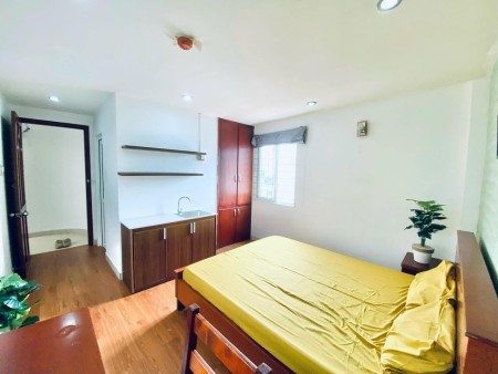 CHDV studio nội thất cửa sổ trời ngay khu sân bay TSN Tân Bình