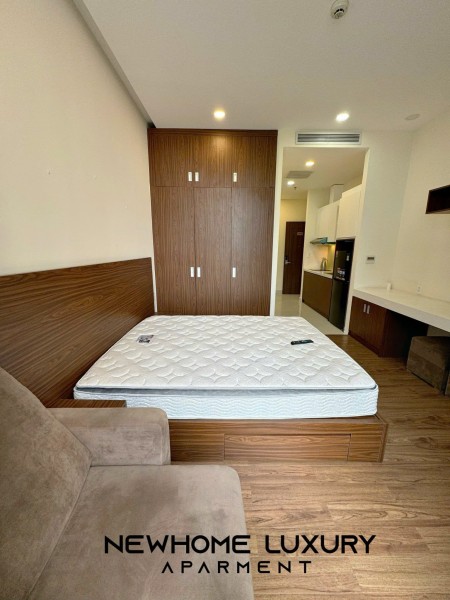 Cho thuê căn hộ mới sạch sẽ thoáng sáng có ban công rộng cực chill gần đại học Sư Phạm Q3