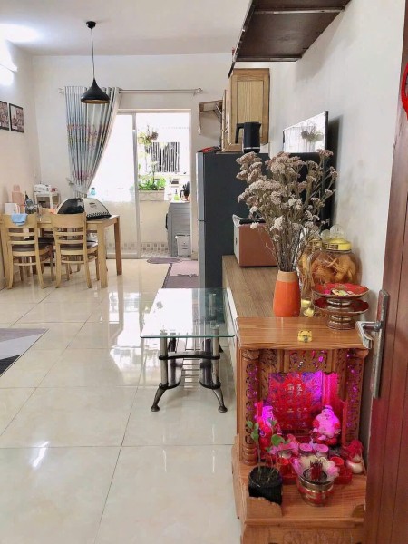 Chung cư Hoà Bình, Hiệp Tân, Tân Phú: 9tr/th, 3p ngủ, 2wc, NT, ban công