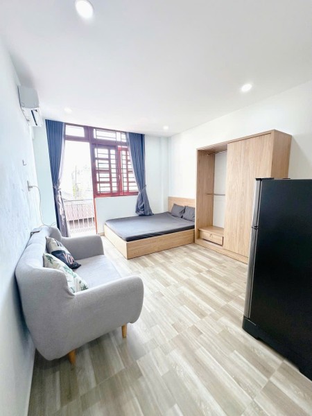 Cho Thuê Căn hộ Studio Bancon Ngay Phố đi Bộ Nguyễn Huệ Full Nội Thất Nằm Trên Đường Tôn Thất Đạm
