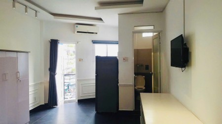 Studio ban công + cửa sổ, 31m2 - Gần chợ Cô Giang, Cầu ông Lãnh, Bùi Viện, ĐH Văn Lang