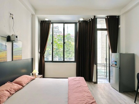 Cho thuê căn hộ ban công cửa sổ máy giặt riêng Hoàng Sa quận 1 gần đại học mở Thảo Cầm Viên