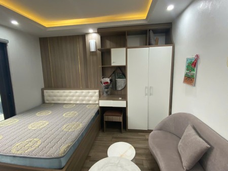 Cho thuê Căn hộ Apartment giá rẻ tại Ngõ 193 Trích Sài, Tây Hồ. Ban rộng View hồ. Chỉ 6tr