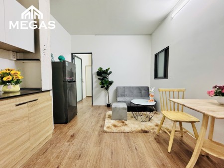 CHDV 1pn/2pn full nội thất - Cửa sổ, máy giặt riêng, mới 100% tại Bờ Kè Hoàng Sa - Trường Sa