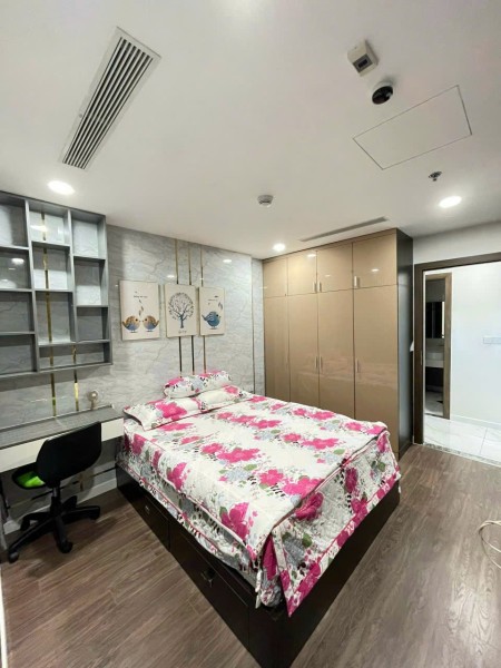 Cho thuê căn hộ CC Golden Mansion Phổ Quang 75m2, 2pn, 2wc, full NT đẹp. Giá nhà thật: 17 tr/th