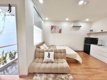 Studio 45m² ban công rộng - Full nội thất, sát Co.opmart Hoàng Văn Thụ - Quận Tân Bình