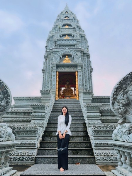 Rose Trần