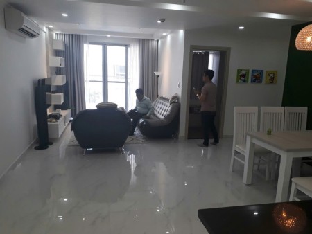 Cho thuê Scenic Valley 1, PMH, Q7, nhà đẹp, 2PN, 2WC, giá 22tr/ tháng