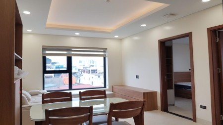 Căn hộ cho thuê nội thất đẹp tại Ba Đình 70m2, 2 phòng ngủ
