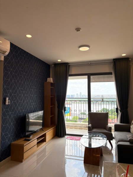 Chốt cọc nhanh 2 phòng ngủ View sông Sài Gòn Royal giá rẻ nhất Quận 4 ạ