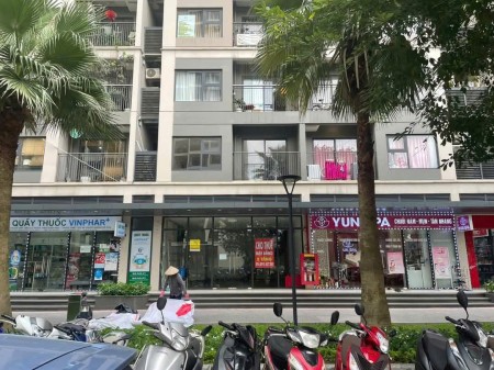 Cho thuê shop chân đế chung cư