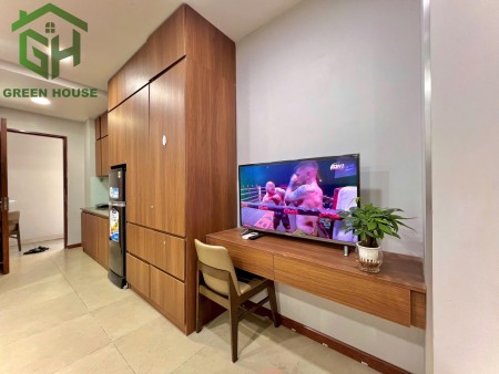 Căn hộ decor xịn xò, có ban công, nội thất mới chuẩn 100%. Lê Văn Sỹ, P1, Tân Bình.