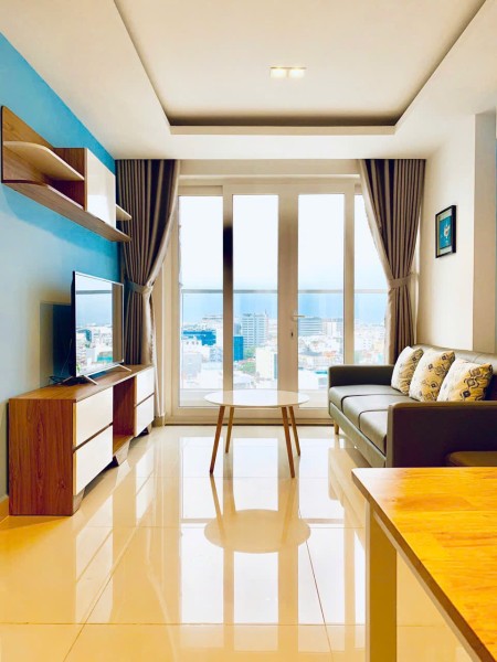 Cho thuê Căn hộ 2pn, 2wc 74m2 Sky Center full NT cao cấp giá 15 triệu, anh chị liên hệ em Phi