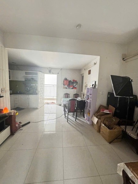 Chung cư Saigon Tower, Thoại Ngọc Hầu, TP: 3p ngủ, 2wc, full nt, 8tr5