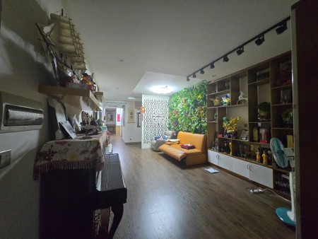 Cho Thuê 161m2 Full Nt 3Pn 4Wc Giá 13Tr Cực Kỳ Rẻ Tại Quận 7, Nhà Mới, Đẹp, Đã Thiết Kế Lại Xem Nhà