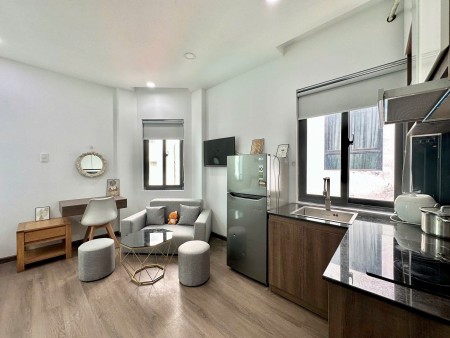 [GIẢM 1 TRIỆU] Nhà mới 100% - Nội thất đầy đủ từ A đến Z, thang máy - Ngay Nguyễn Hữu Cảnh