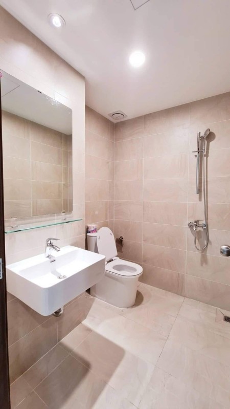 Siêu Phẩm 2PN2WC Giá chỉ 5tr/tháng sẵn rèm, giàn phơi, cọc 1 tháng - ban công cực kì thoáng mát
