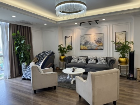 Thuê gấp CHCC Imperia Q2, (131m², 3PN giá 25tr/th), đặc biệt free xe hơi + xe máy, view thoáng mát.