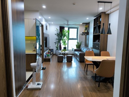 Cho thuê Chung cư 95m2, 3PN, Nội thất đầy đủ, Ecogreen Ng.Xiển, HN, 15,5 triệu